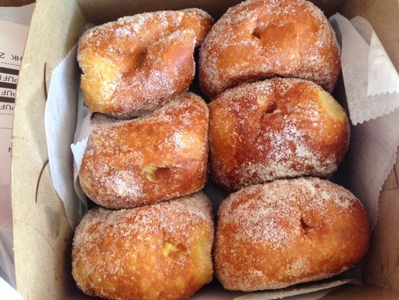 Leonhards Bakery Honolulu