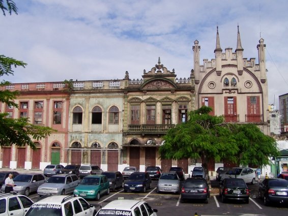 things to do in Manaus